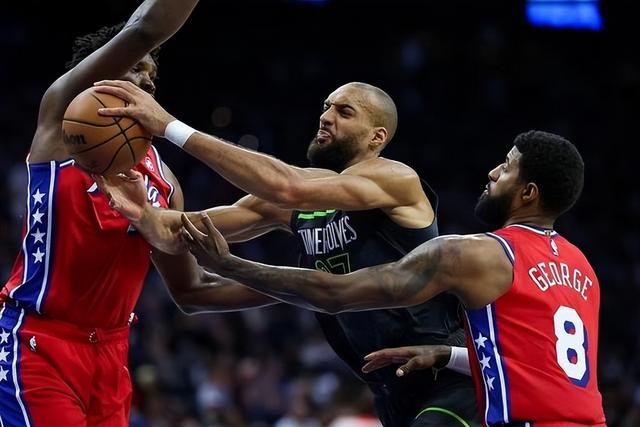 乔治恩比德联手狂砍63分 费城力克森林狼稳居东