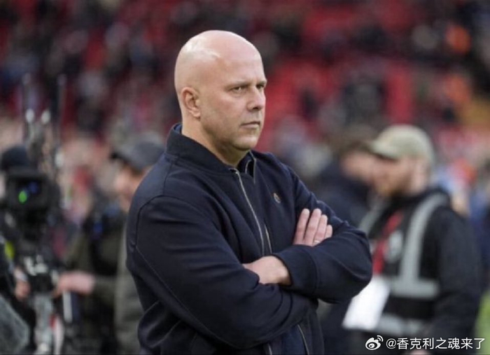 利物浦高层回应阿利森离队传闻：俱乐部利益为